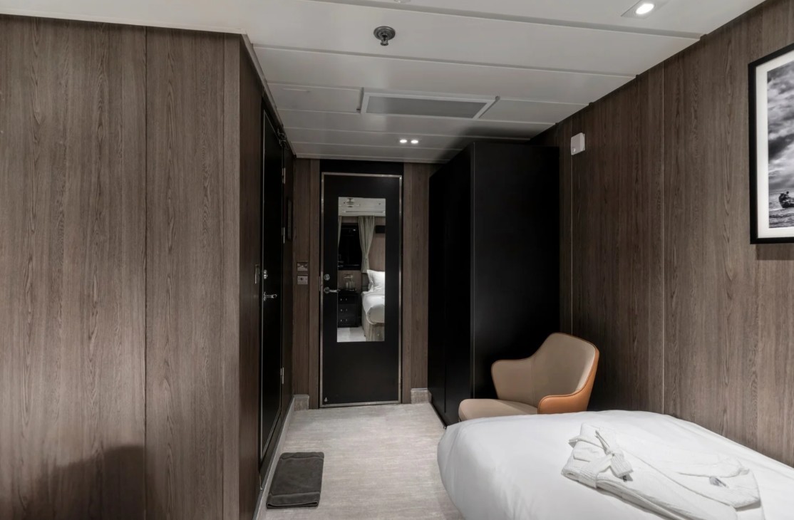 Odyssey Single Cabin