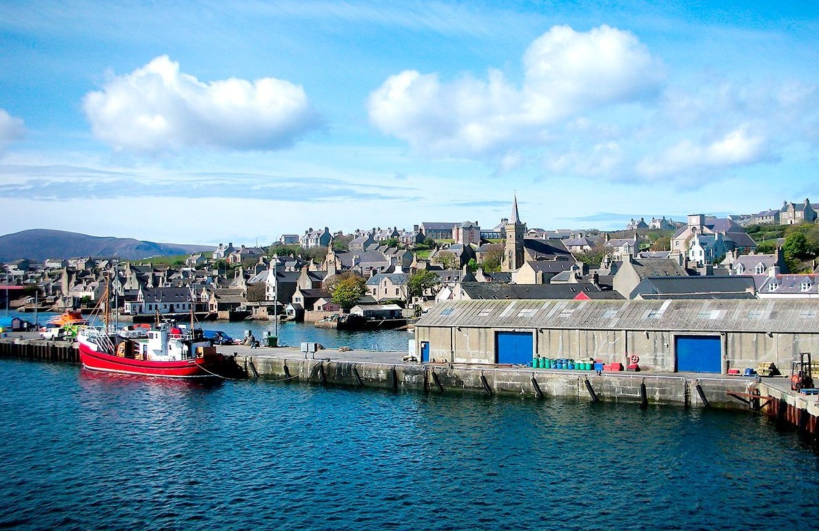 13 Days Luxury British Isles and Iceland Cruise – Edinburgh to Reykjavik
