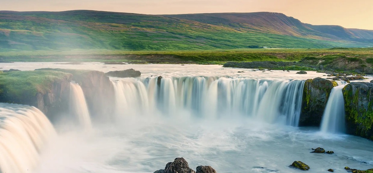 To the Fjords and Volcanoes of the North – Iceland, Scotland & Norway Cruise