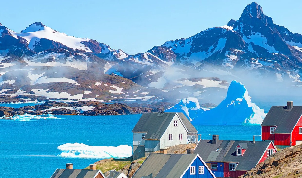 Total Work of Art Greenland and Canada – Arctic Small Ship Cruise