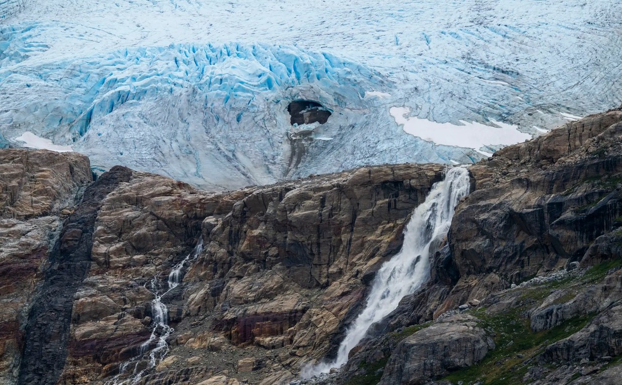 The Greenland Explorer: Iceland to Greenland Expedition