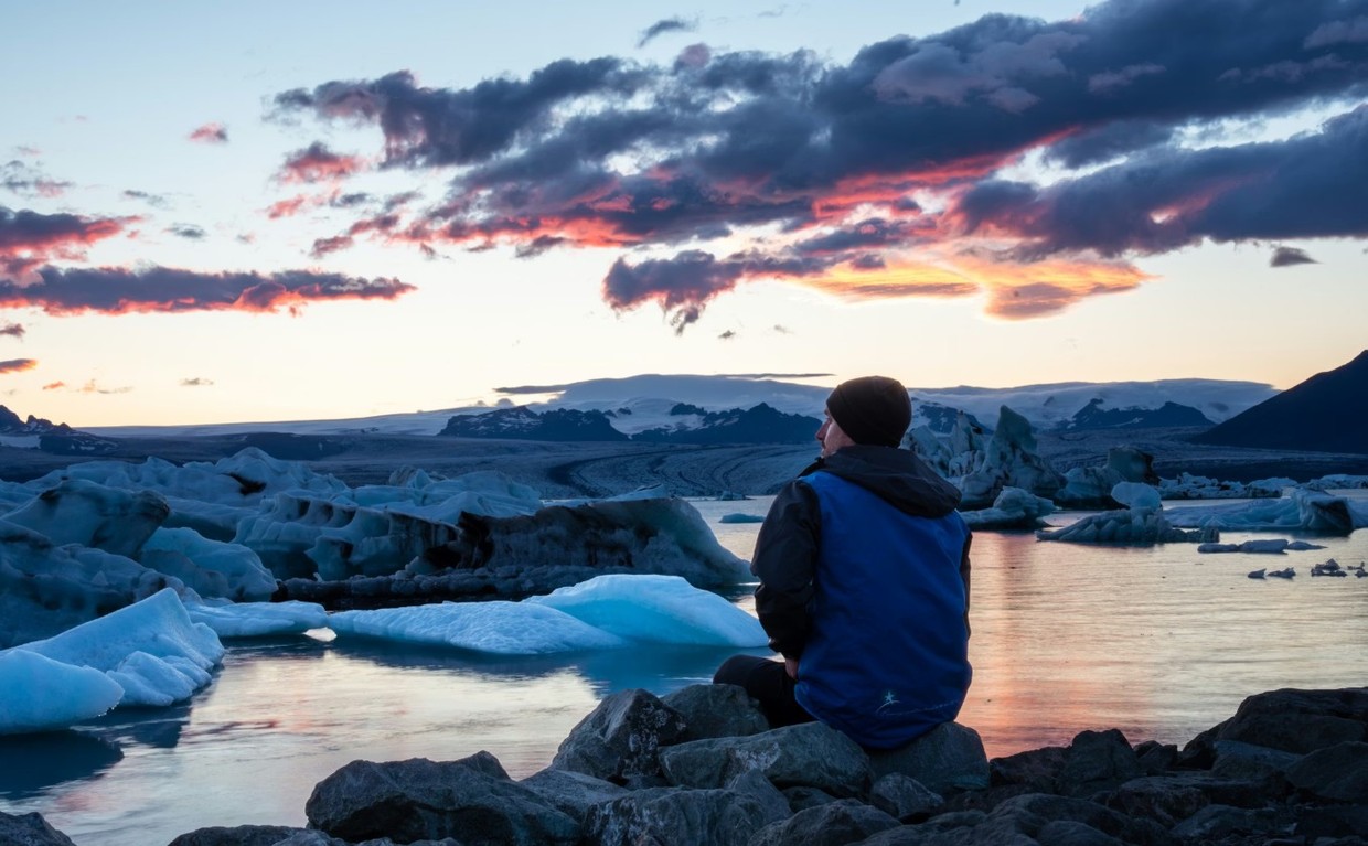 Iceland: Circumnavigating the Land of Fire and Ice