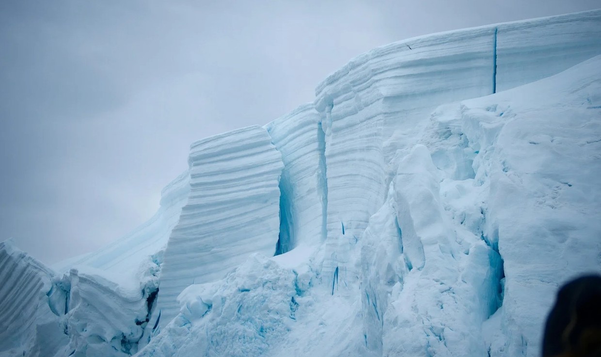 Polar Circle Quest – A 12-Day Voyage Into The Heart of Antarctica