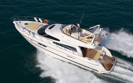 Yacht Charter